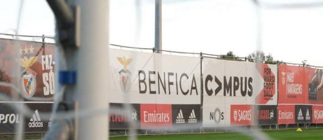 星空体育-17人染新冠 本菲卡请求暂停各项活动14天